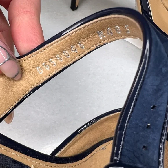 SALVATORE FERRAGAMO PEEP TOE BLUE WOMENS HEELS WOMENS SZ 9 - Picture 9 of 11